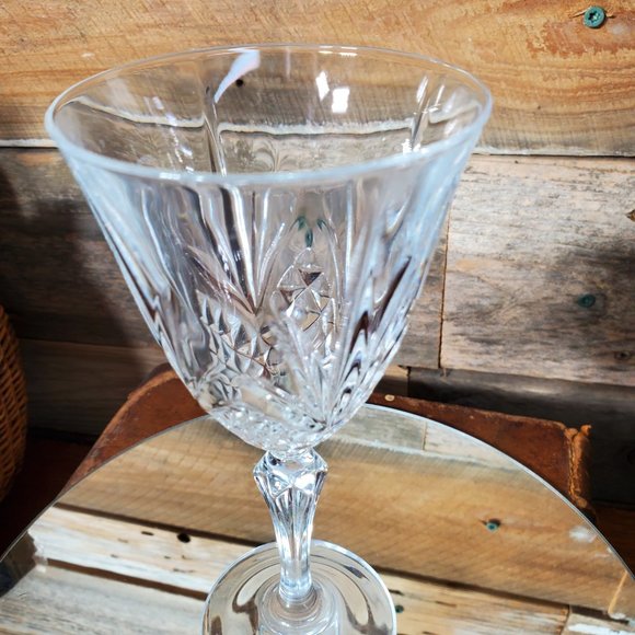 Masquerade by Cristal D'Arques-Durand Water Goblet 7 1/2" - 10 oz - Leaded Cryst - Picture 2 of 10